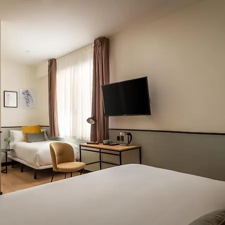 Bypillow Irala Hotel