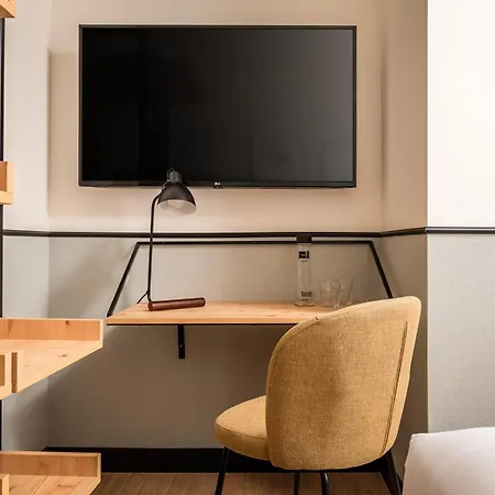 ホテル Bypillow Irala 2*
