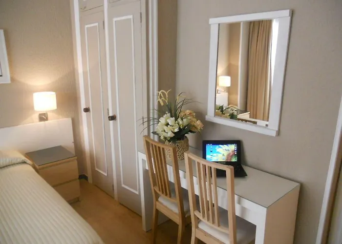 Hotel Bypillow Irala