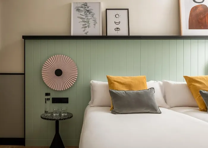 Bypillow Irala Hotel 2*