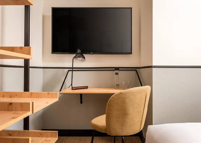 Hotel Bypillow Irala 2*