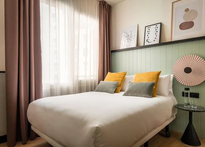 Bypillow Irala Hotel